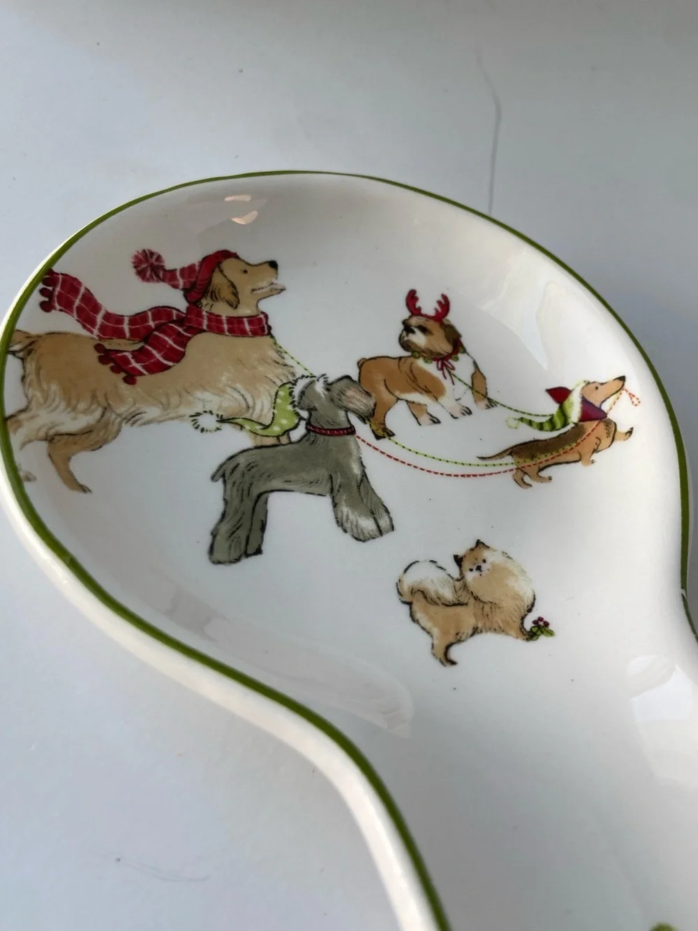 Pier 1 Imports Park Avenue Puppies Ceramic Spoon Rest Christmas Holiday Dogs EUC